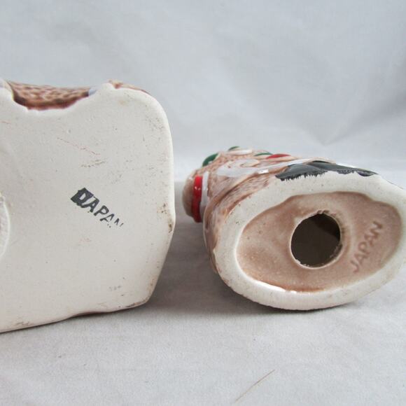 Gingerbread Napkin Holder with One Shaker SNP Japan Holiday Decor Christmas - Picture 8 of 8